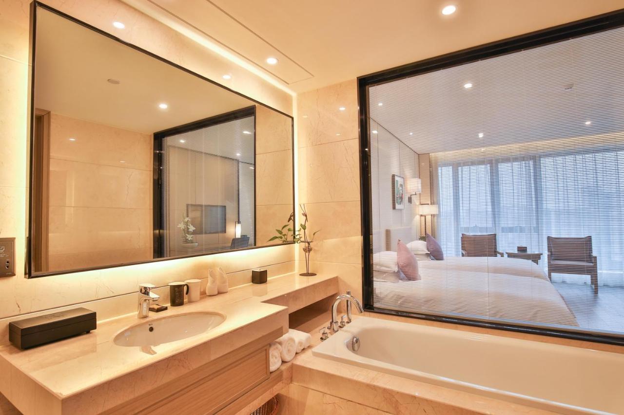 Ssaw Boutique Hotel Wenzhou Jiushan Lake Exterior photo