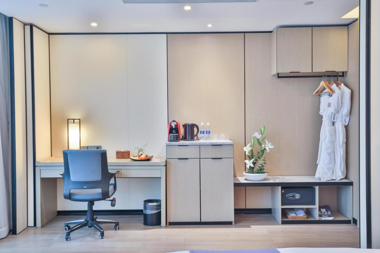 Ssaw Boutique Hotel Wenzhou Jiushan Lake Exterior photo